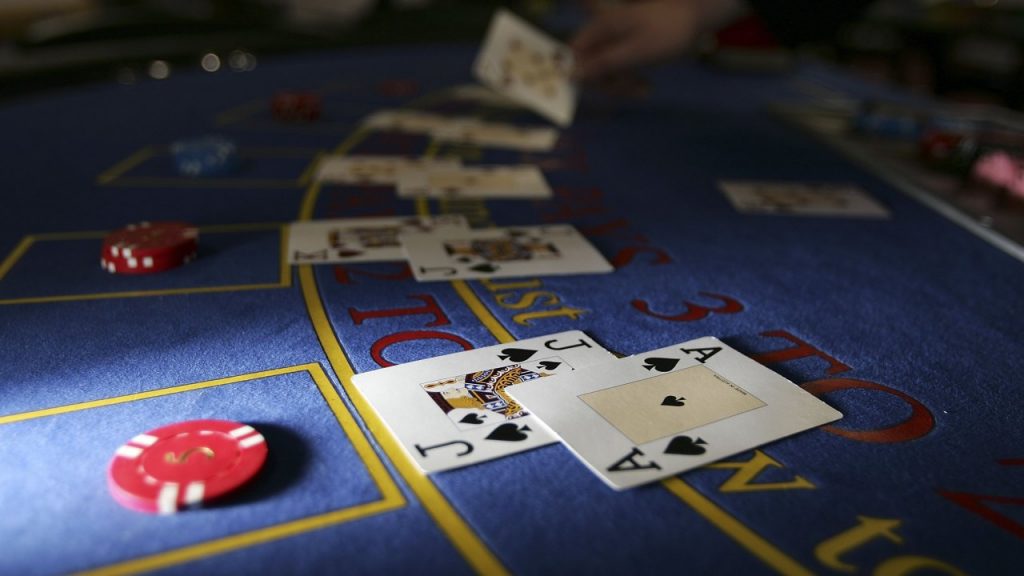Online Poker Gambling